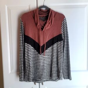 NWOT Staccato V-Colorblock Brushed Knit Cowlneck Pullover Size Large